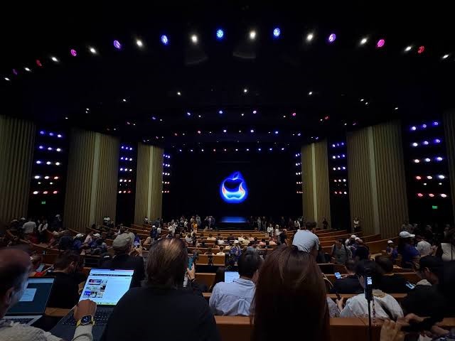 مؤتمر أبل مؤتمر أبل